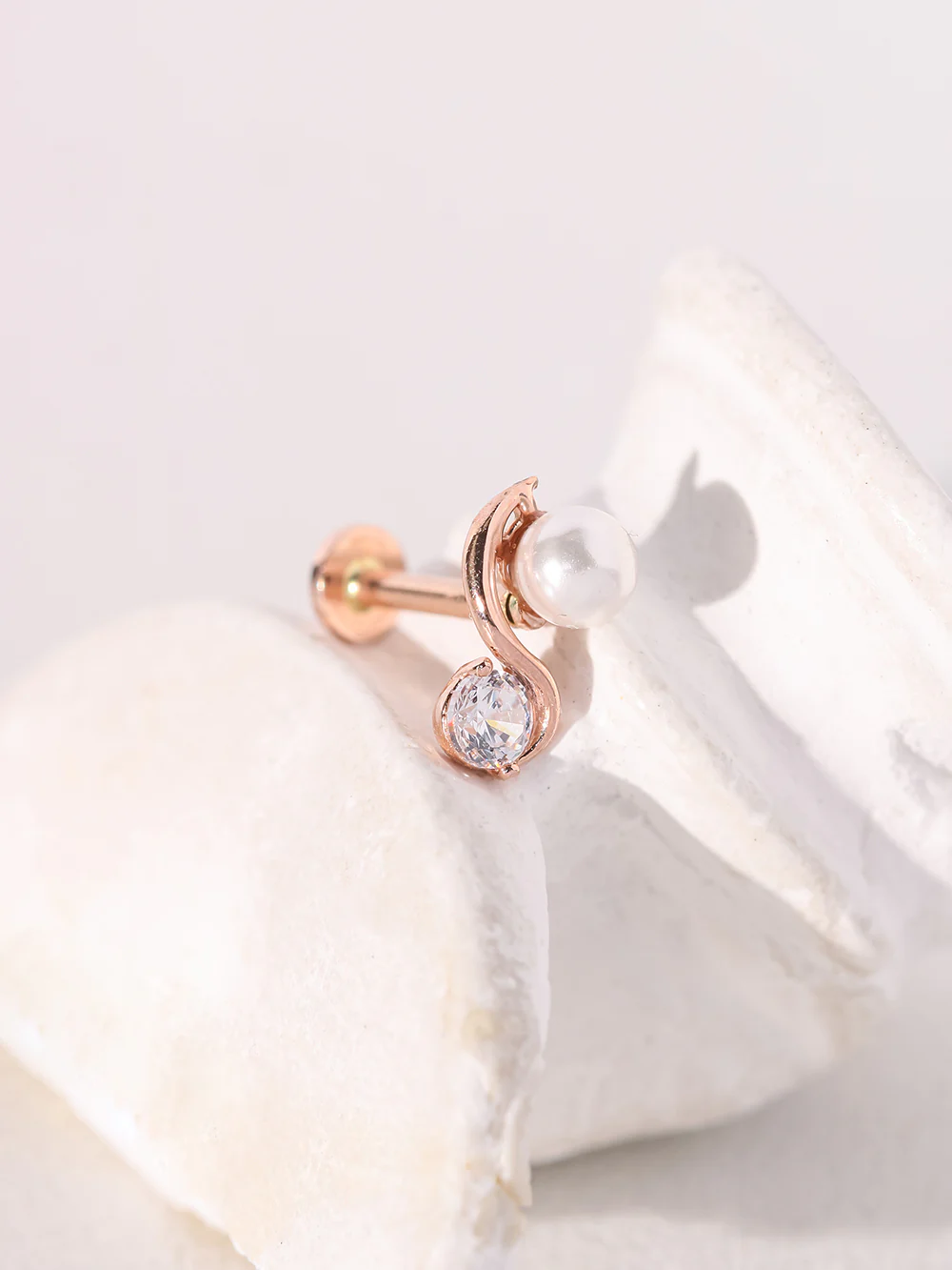 14K Gold Wavy Line Pearl Cubic Internally Threaded Labret Piercing 18G16G - Image 9