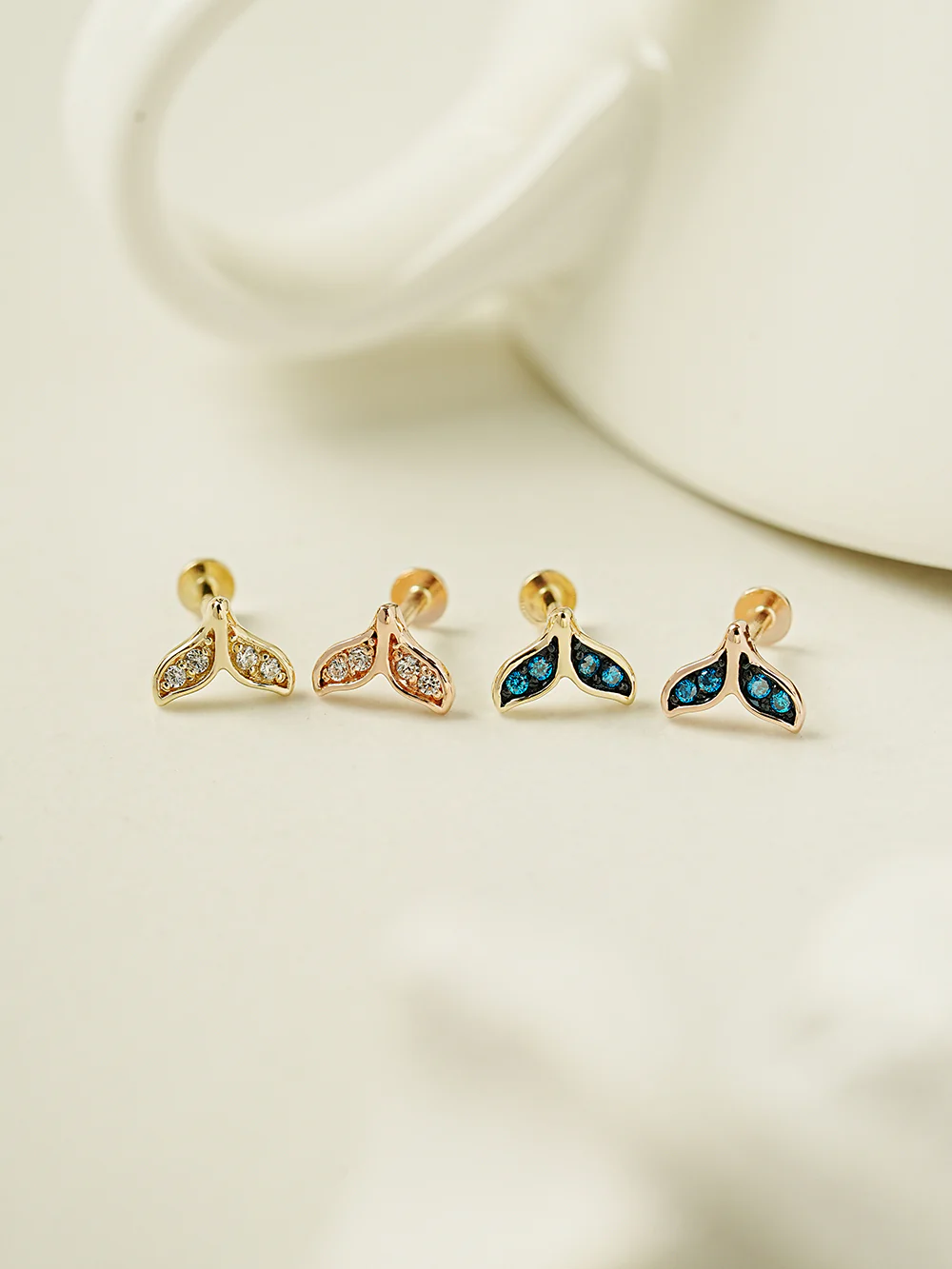 14K Gold Whale Tale Cubic Internally Threaded Labret Piercing 18G16G - Image 9
