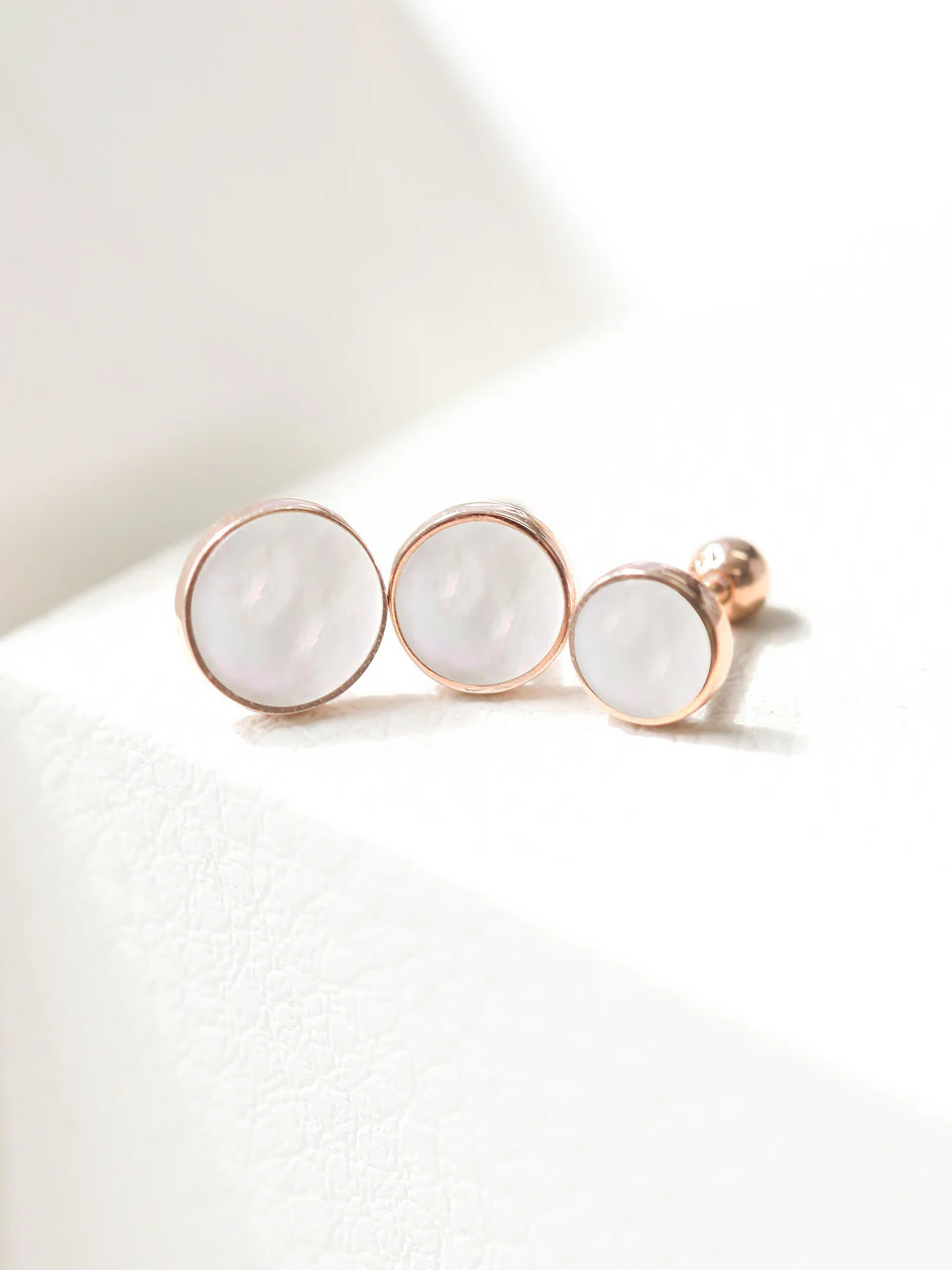 14K Gold White Mother of Pearl Cartilage Earring 18G16G - Image 4