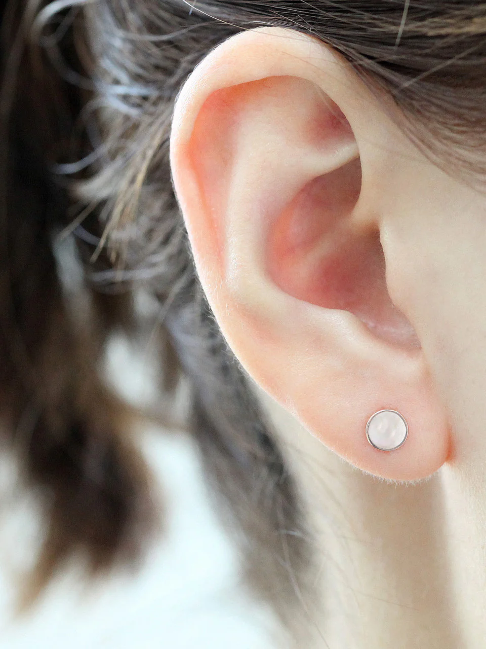14K Gold White Mother of Pearl Cartilage Earring 18G16G - Image 7