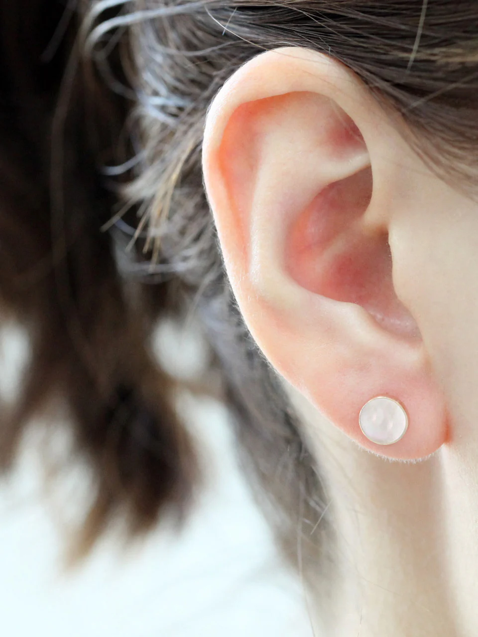 14K Gold White Mother of Pearl Cartilage Earring 18G16G - Image 9