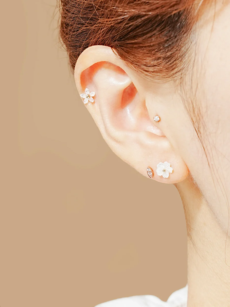 14K Gold Mother of Pearl Flower Cartilage Earring 20G - Image 10