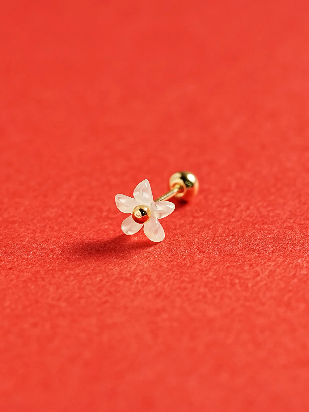 14K Gold Mother of Pearl Flower Cartilage Earring 20G - Image 7