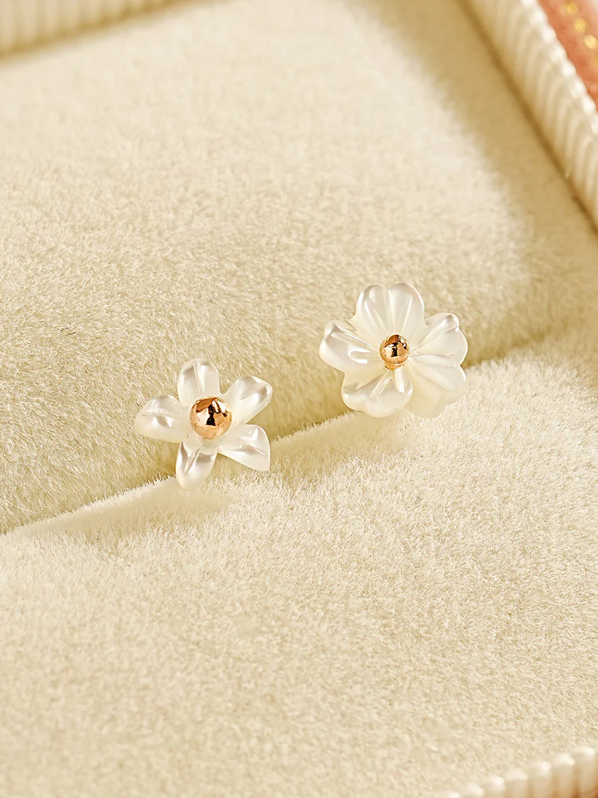 14K Gold Mother of Pearl Flower Cartilage Earring 20G - Image 9