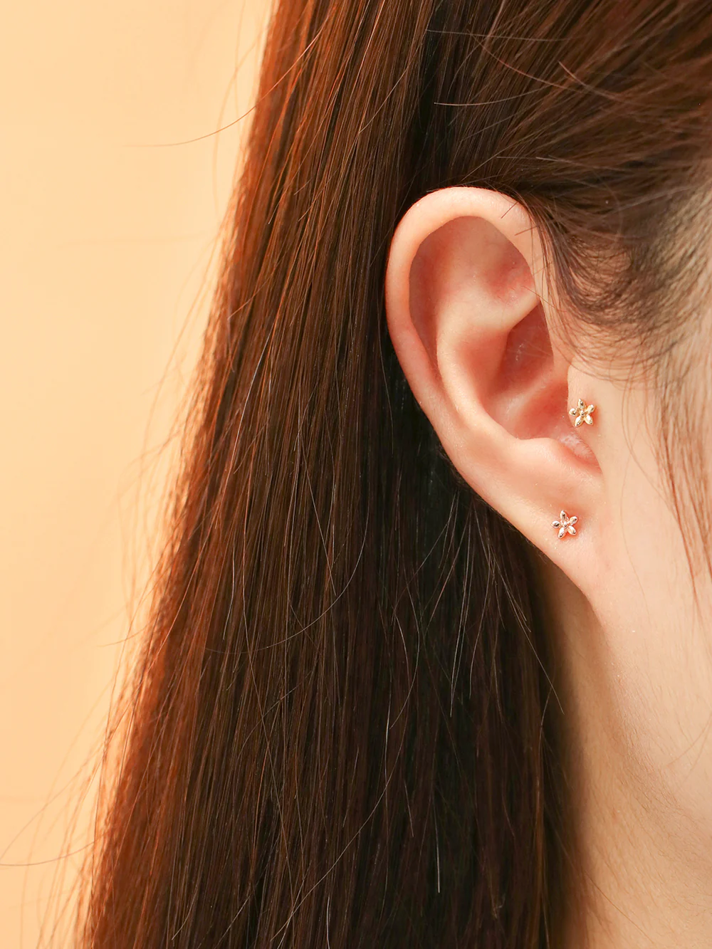 14K Gold Wild Flower Cartilage Earring 20G18G16G - Image 2