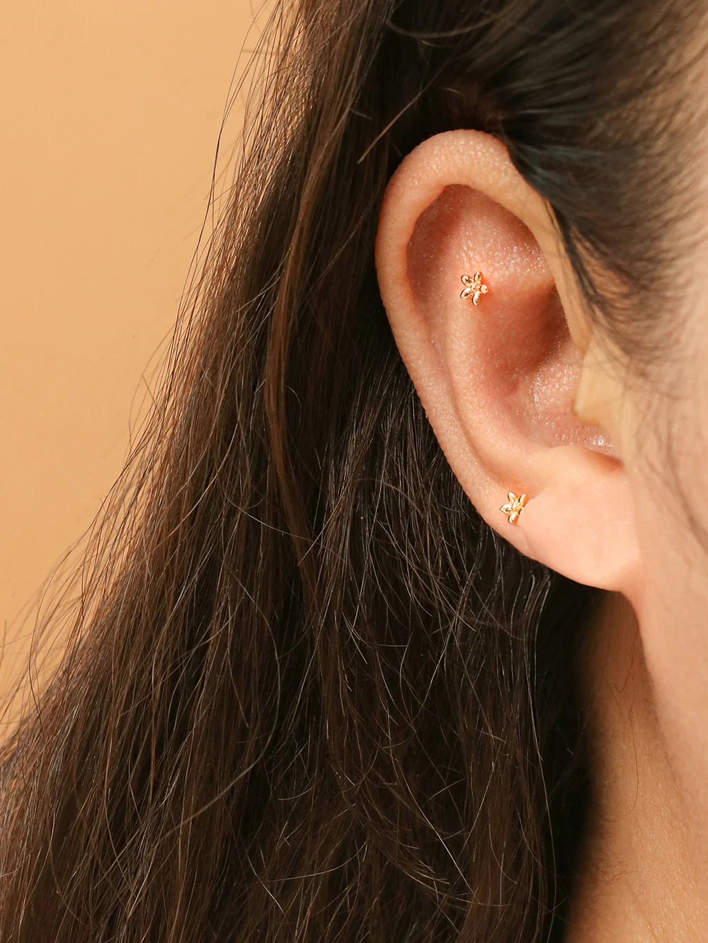14K Gold Wild Flower Cartilage Earring 20G18G16G - Image 4