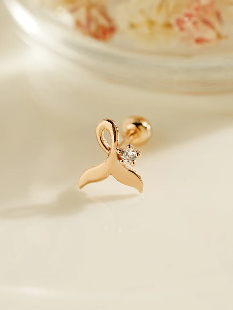 14K Gold Wish Whale Tale Cartilage Earring 20G - Image 3