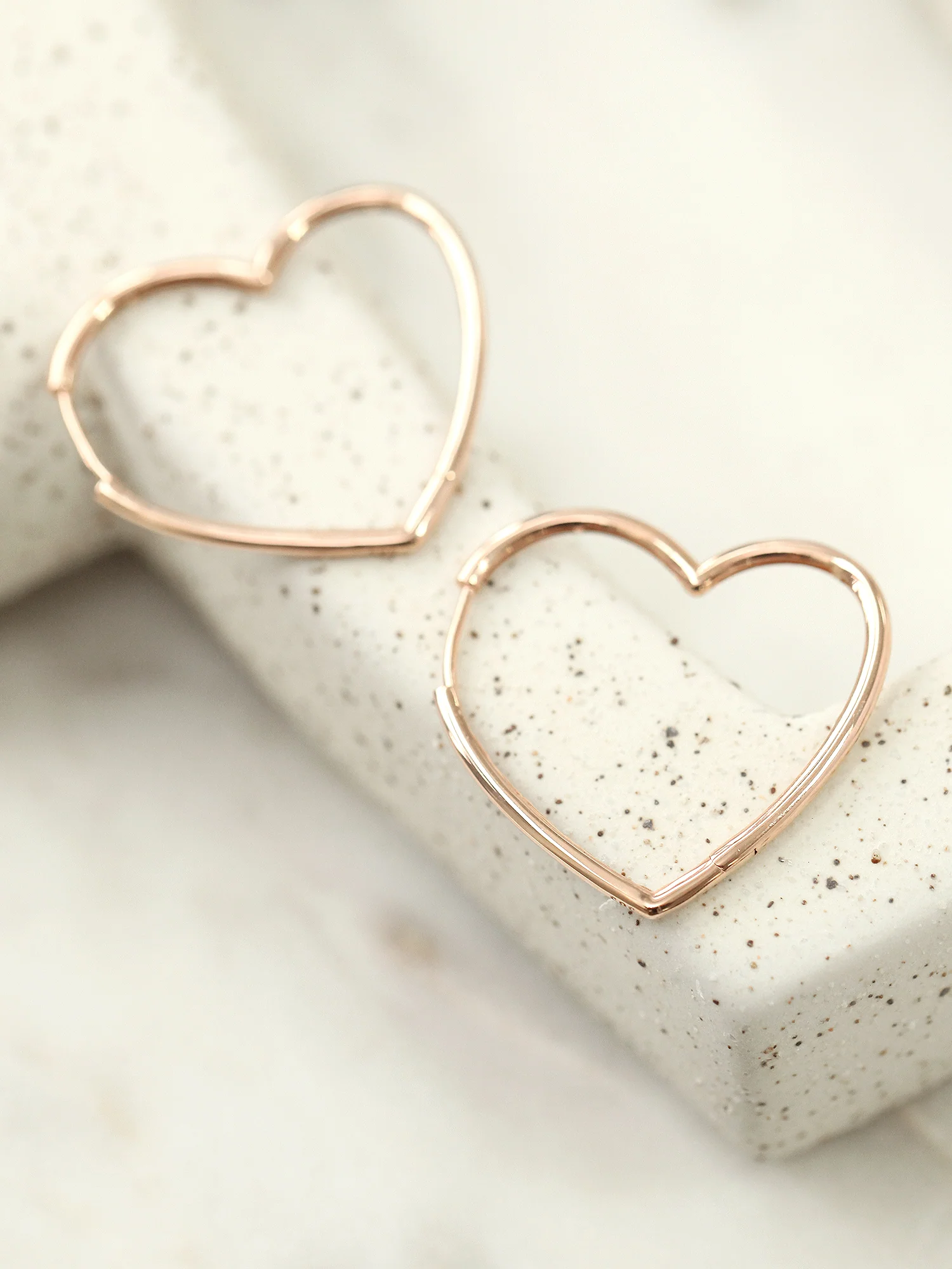 14K Gold Heart Hoop Earring - Image 7