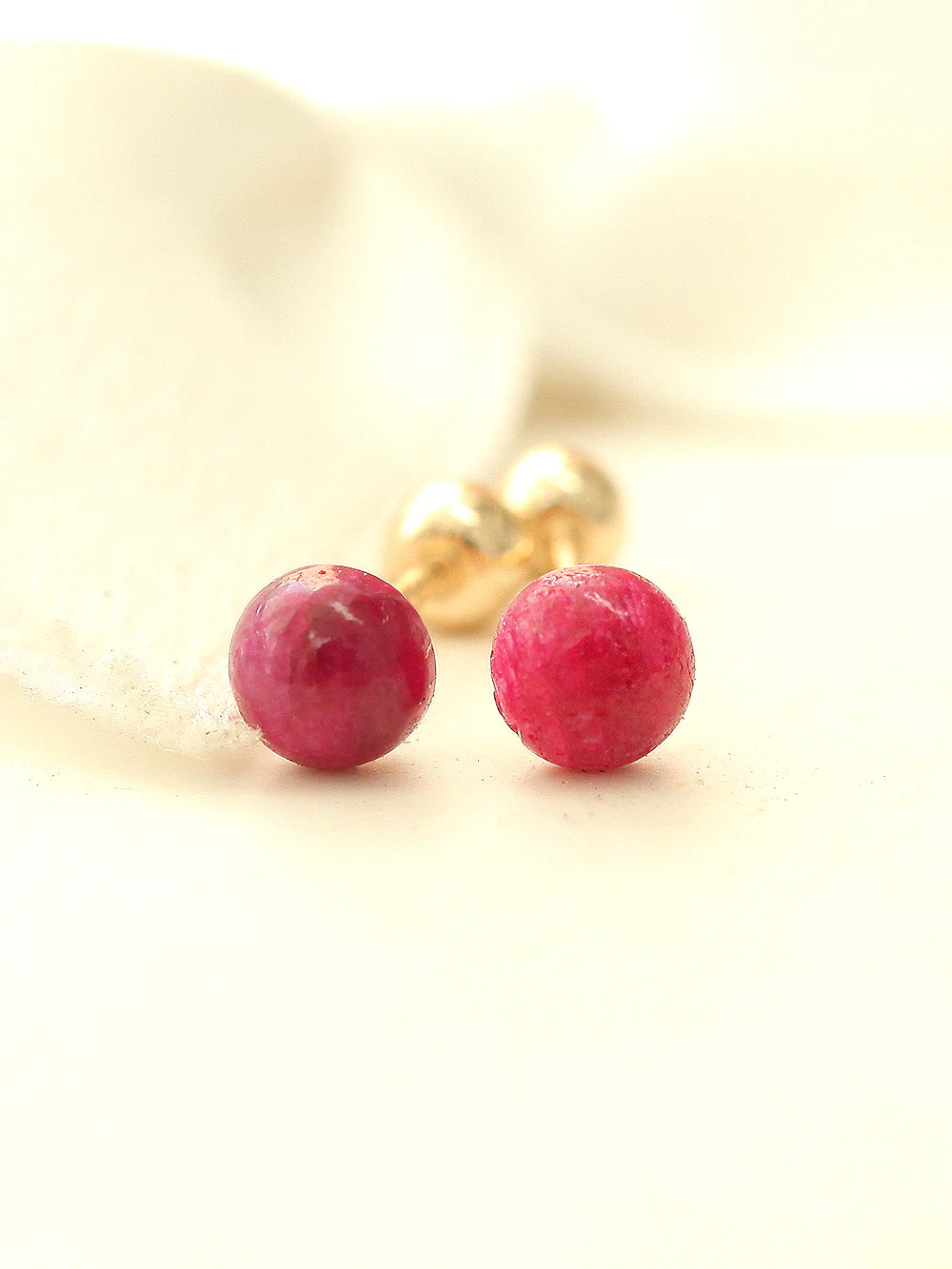 14K Gold Hemisphere Turquoise & Garnet Cartilage Earring 20G - Image 2