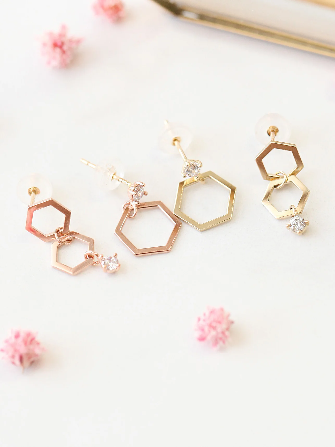 14K Gold Honeycomb Drop Earring