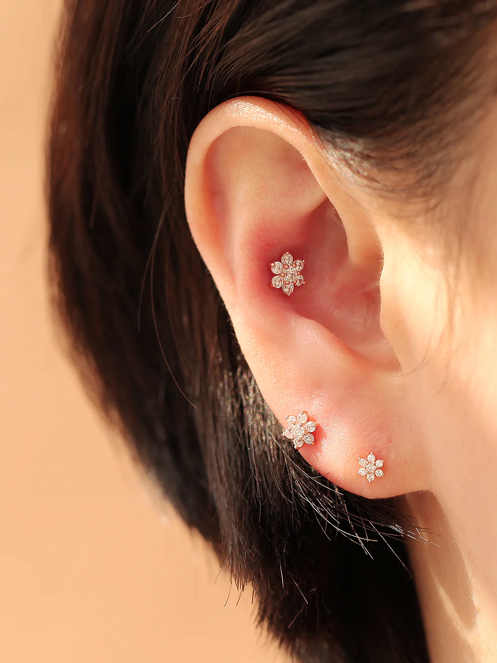 14K Gold Lovely Flower Internally Threaded Labret Piercing 18g16g - Image 9