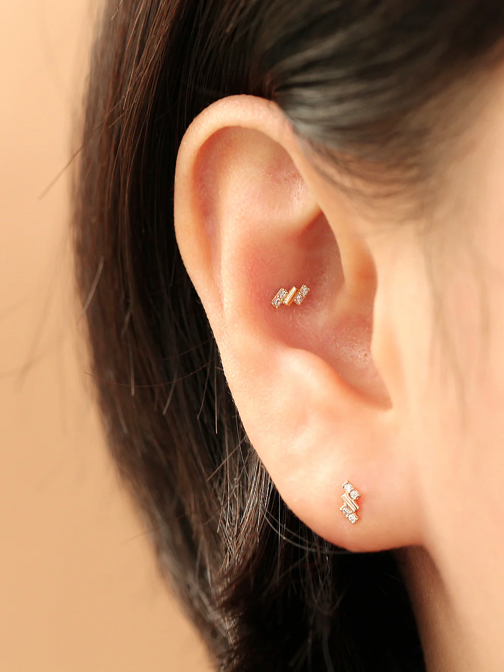 14K Gold Mini Baguette Cubic Cartilage Earring 20G