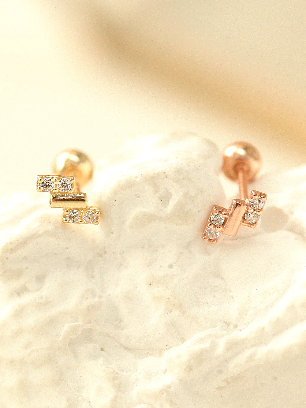 14K Gold Mini Baguette Cubic Cartilage Earring 20G - Image 4