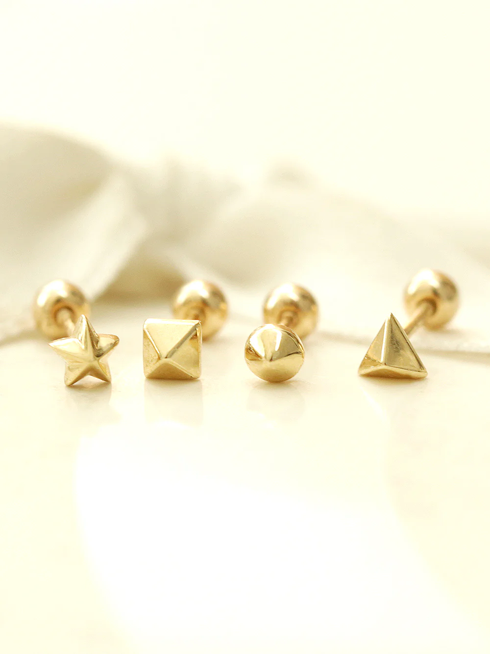 14K Gold Mini Shapes Cartilage Earring 20G - Image 3