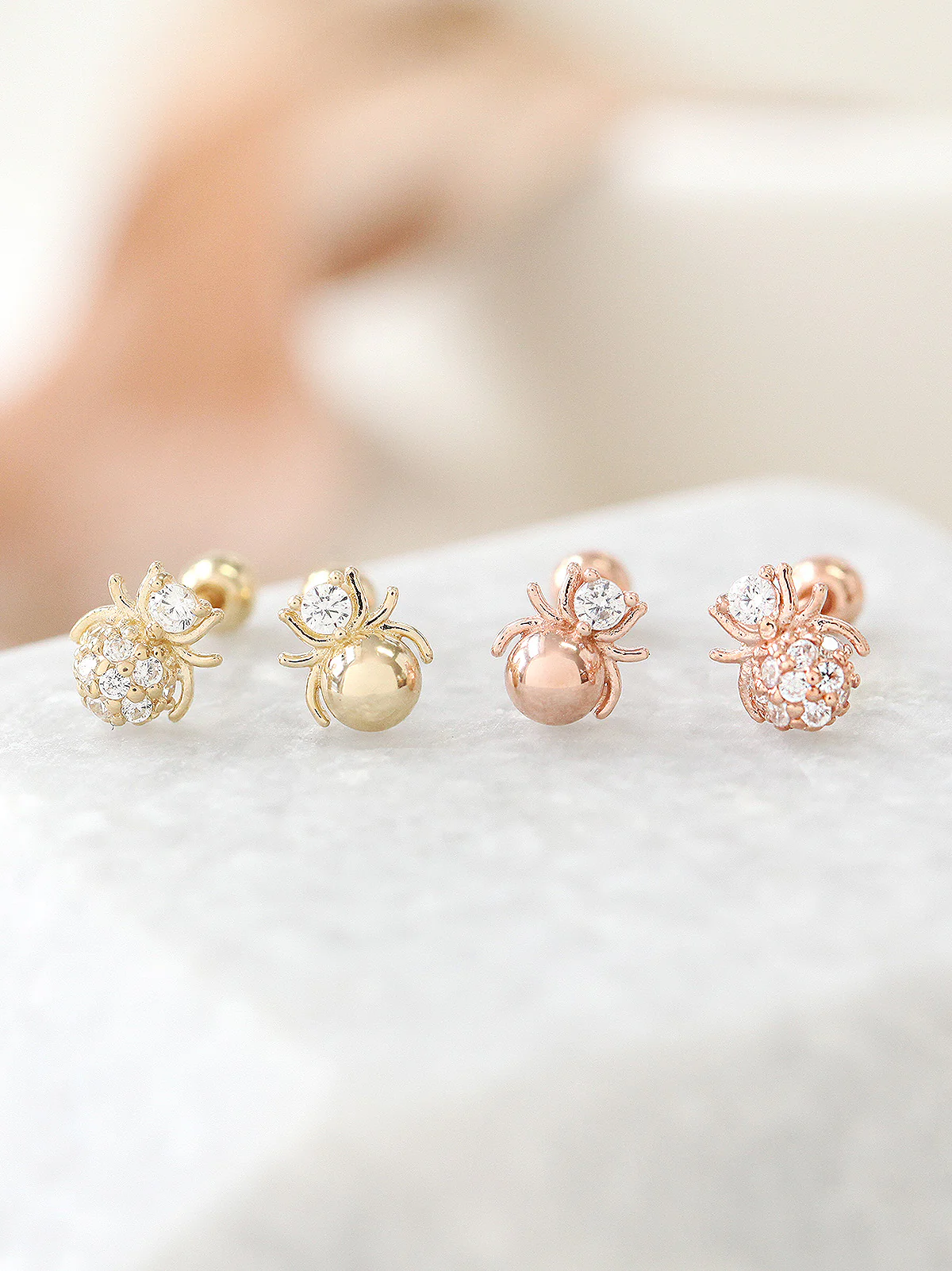 14K gold Mini Spider cartilage earring 20g - Image 5