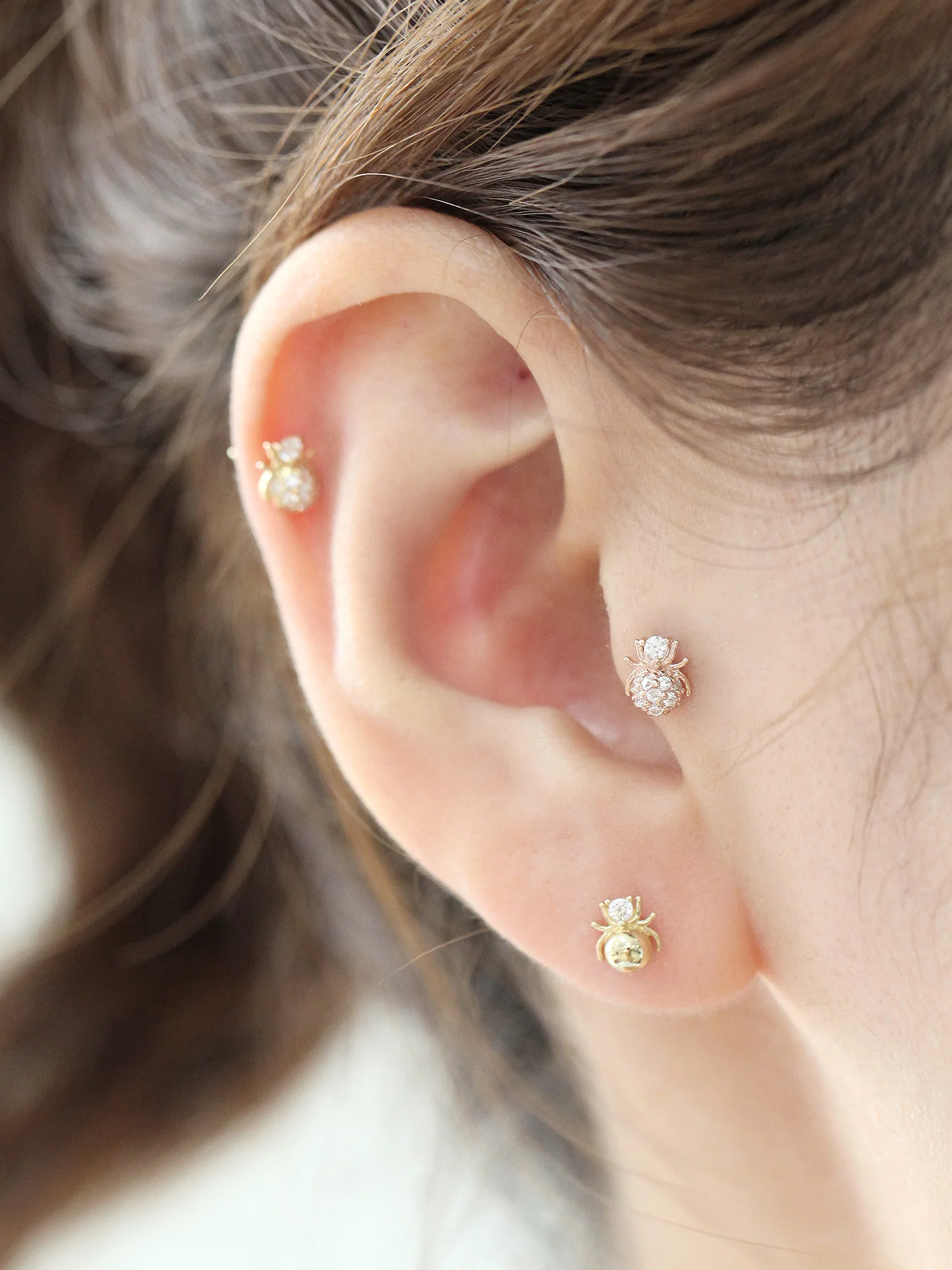 14K gold Mini Spider cartilage earring 20g - Image 9