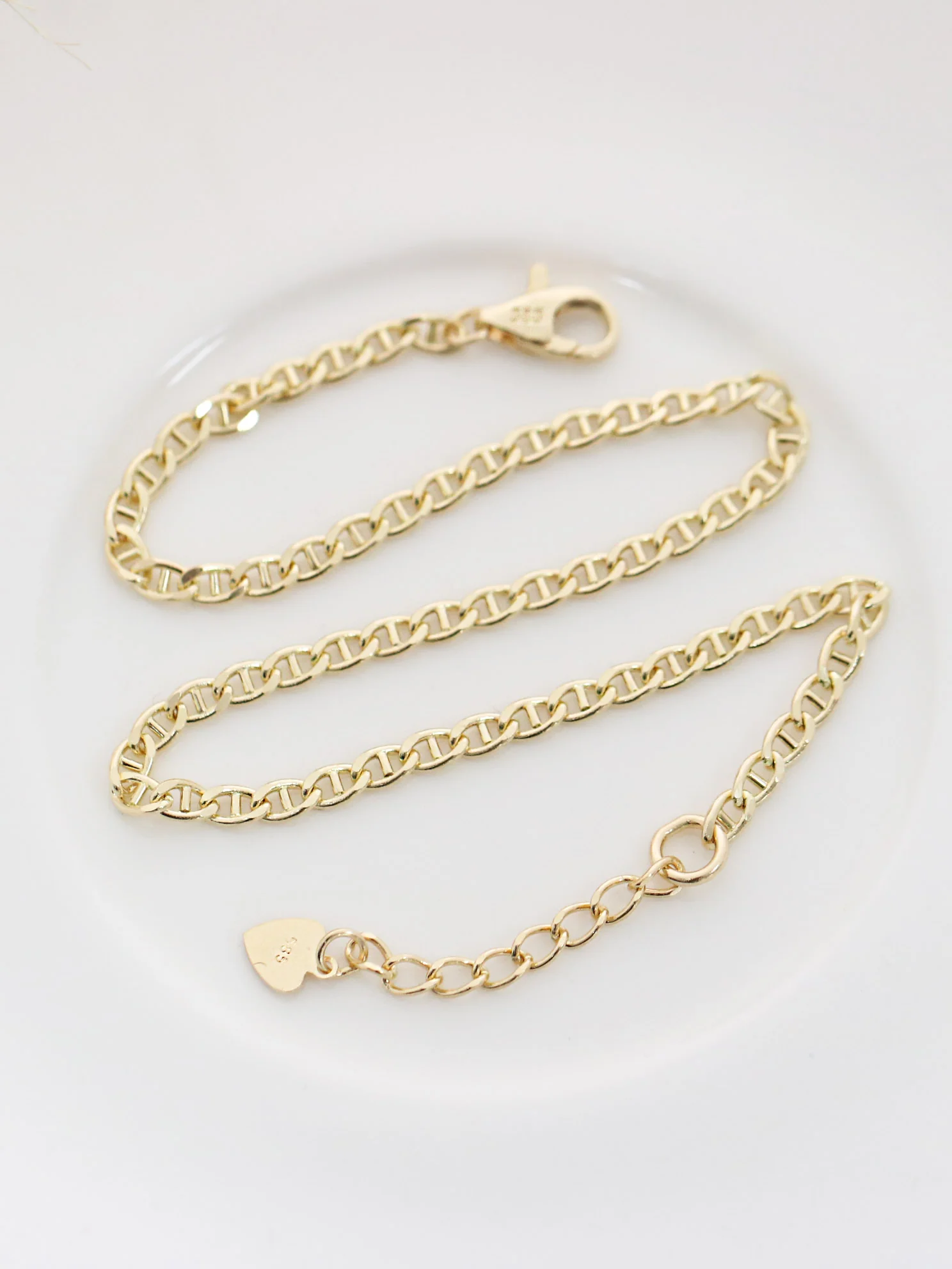 14K Gold Modern Chain Anklet bracelet - Image 4