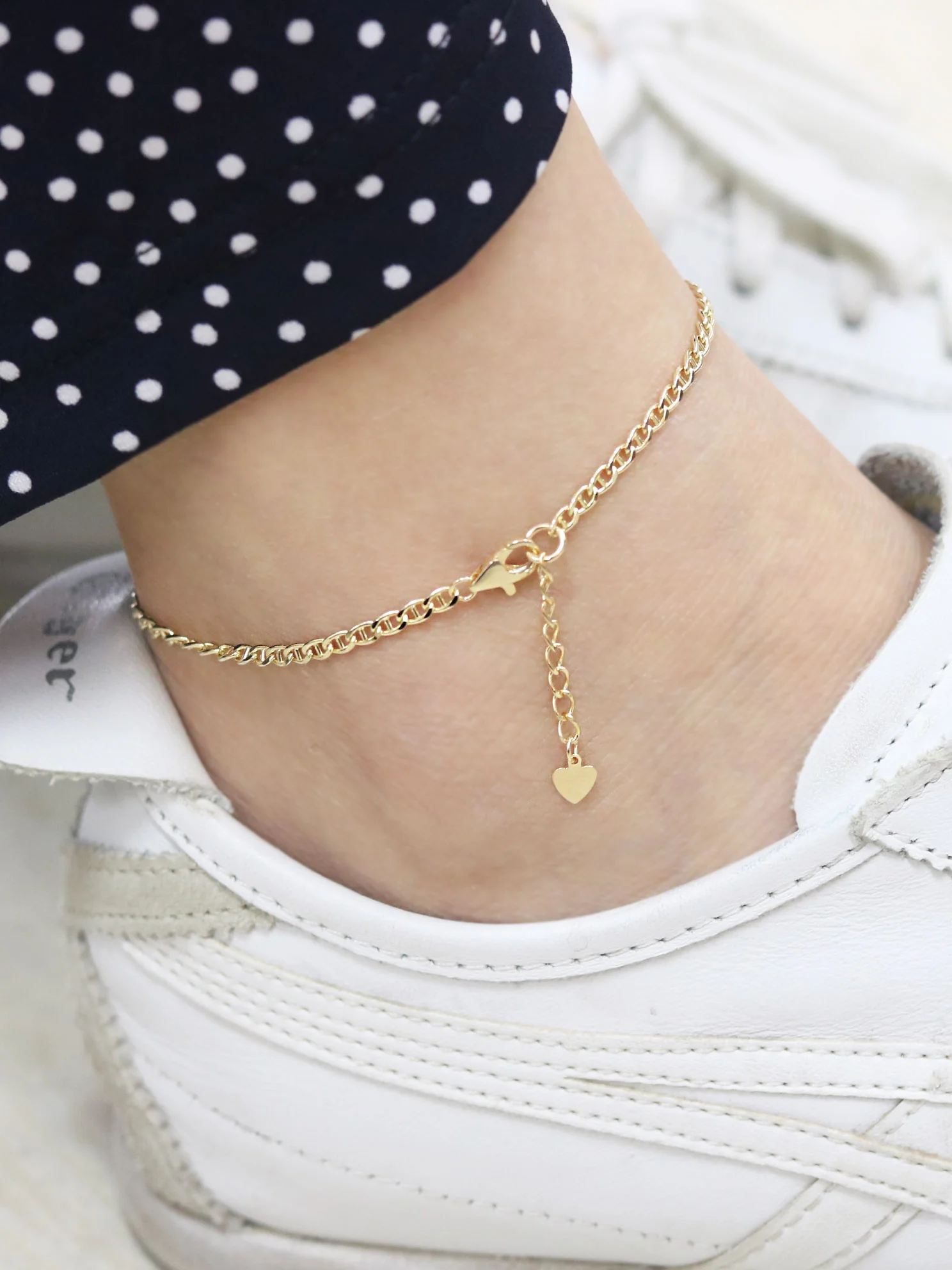 14K Gold Modern Chain Anklet bracelet - Image 8