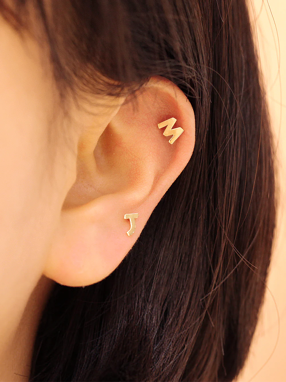 14K Gold Plain Initial Cartilage Earring 20G - Image 3