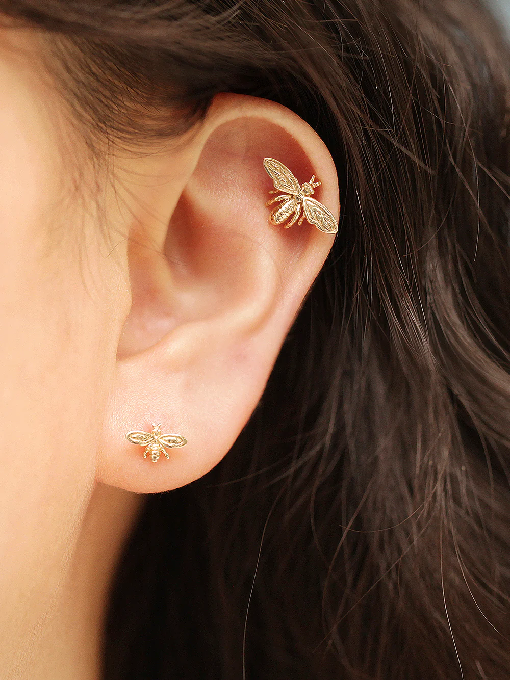 14K Gold Queen Baby Bee Cartilage Earring 20G18G16G - Image 6