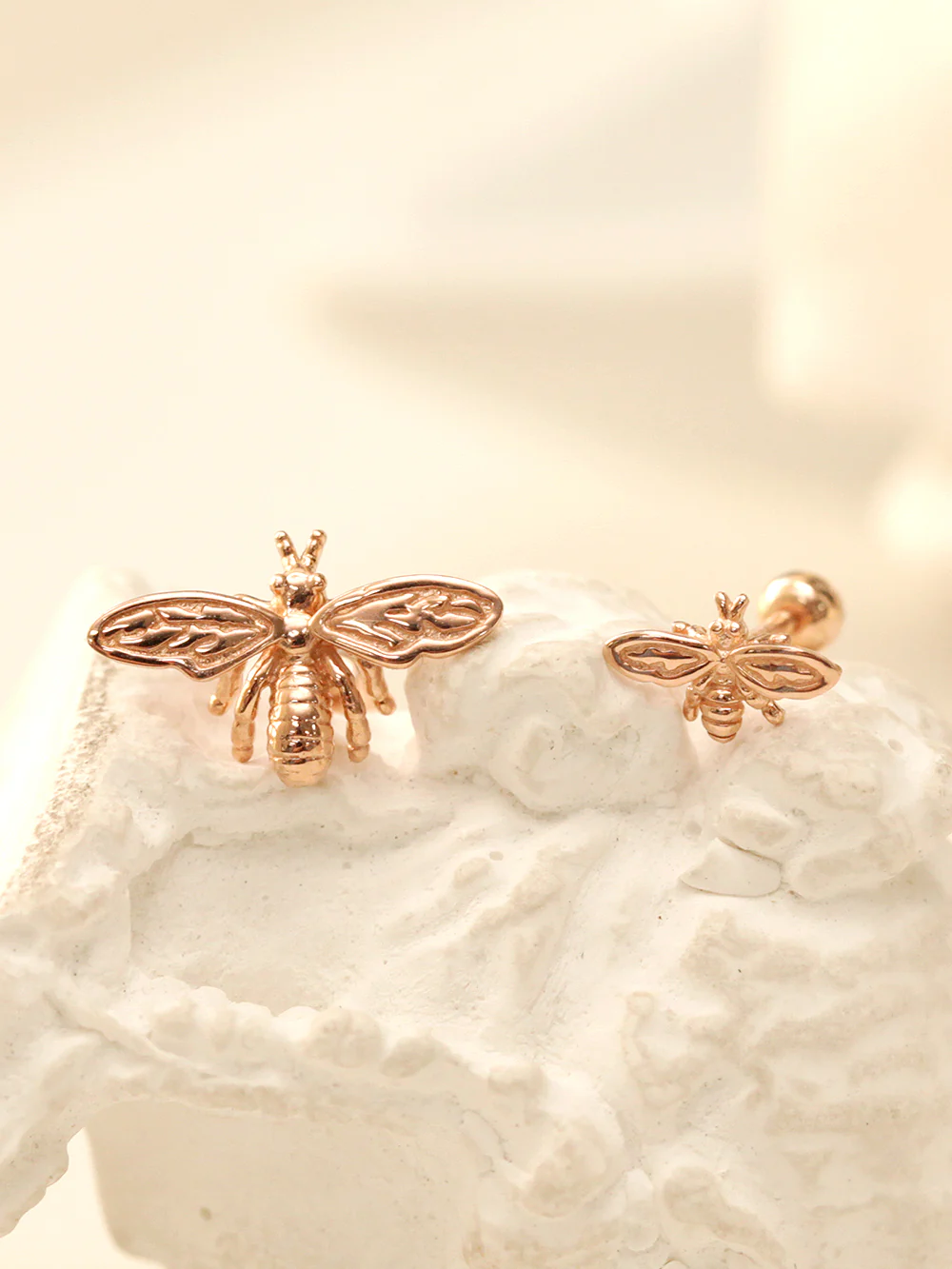 14K Gold Queen Baby Bee Cartilage Earring 20G18G16G - Image 8