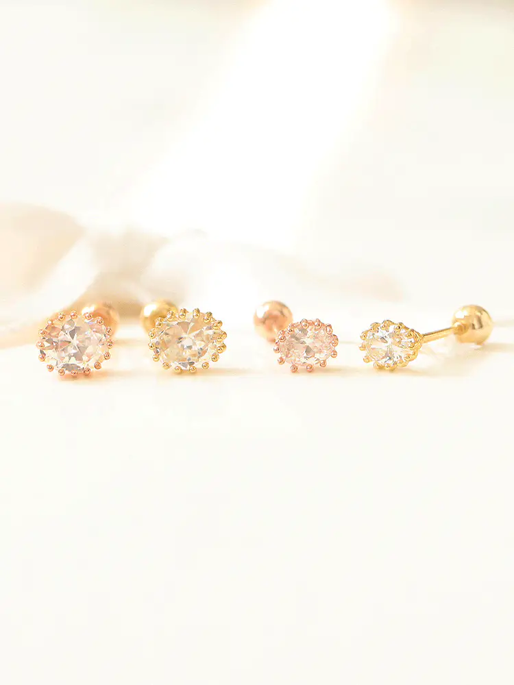 14K Gold Round Cubic Cartilage Earring 20G