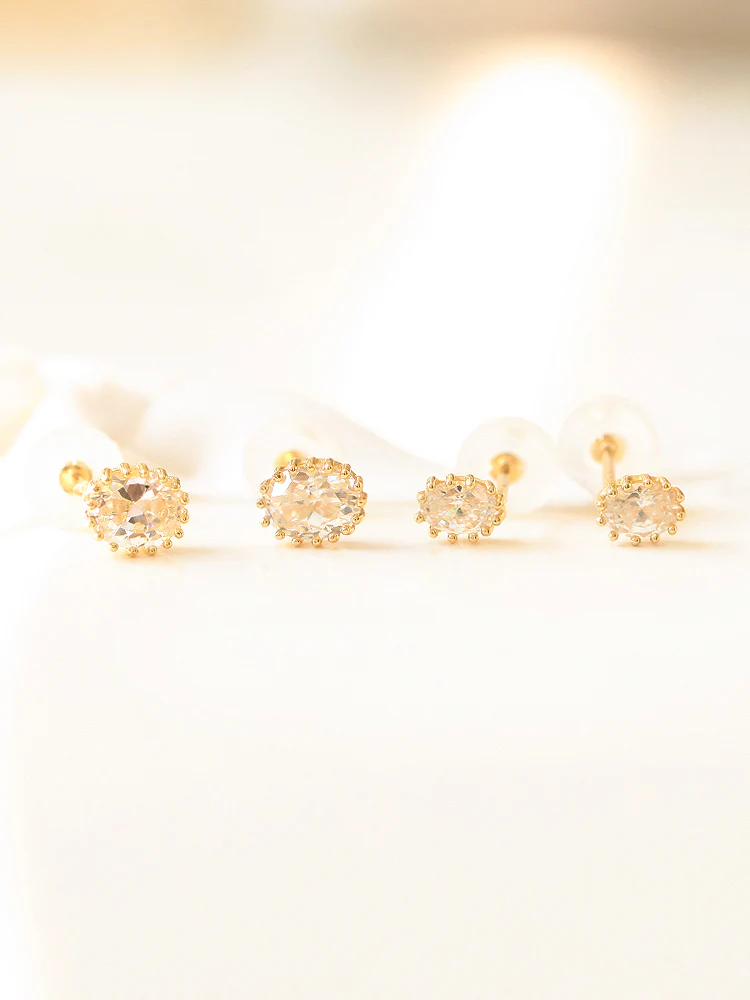 14K Gold Round Cubic Cartilage Earring 20G - Image 2