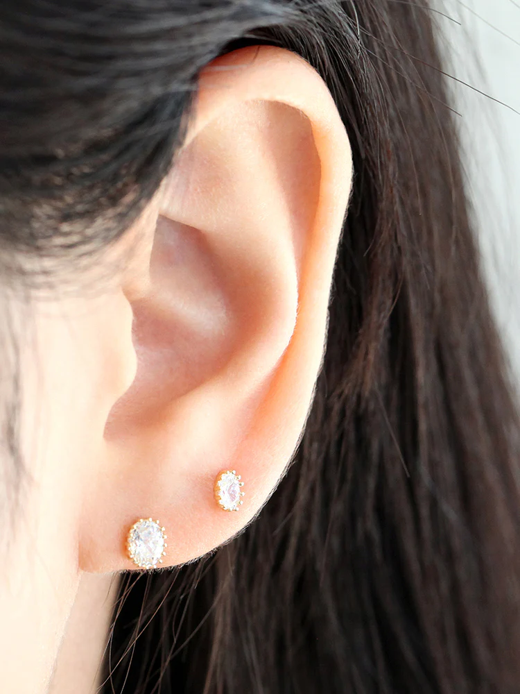 14K Gold Round Cubic Cartilage Earring 20G - Image 8