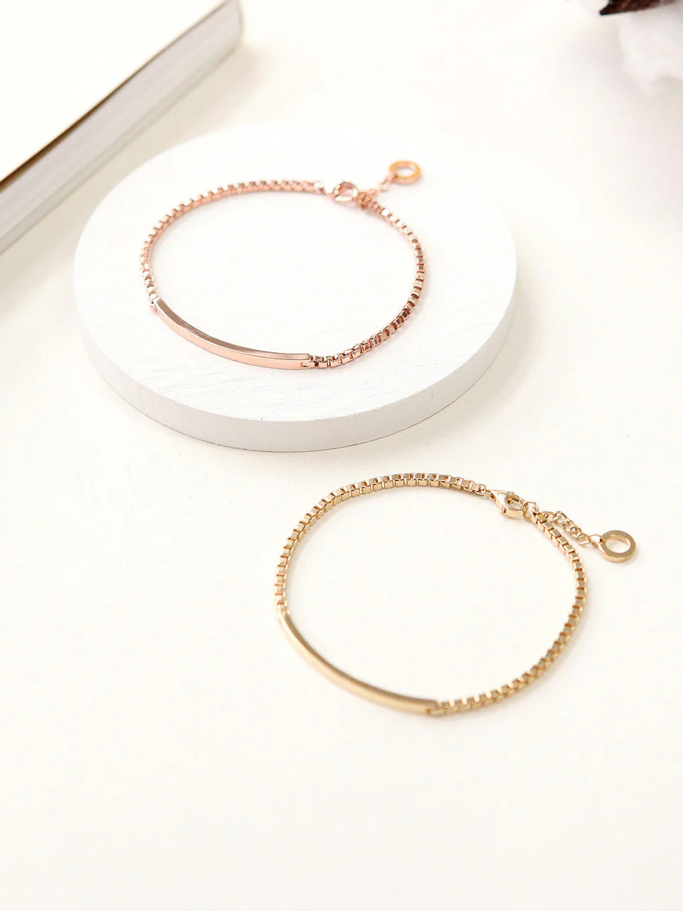 14K Gold Simple Stick Chain Bracelet - Image 3