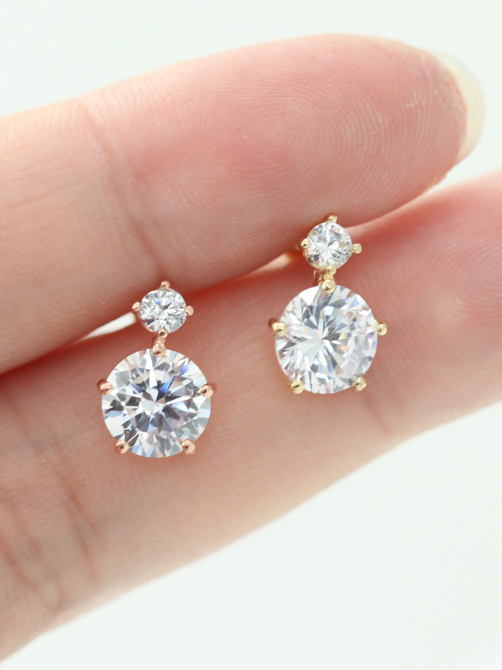 14K Gold Snow Cubic Tragus Earring 20G - Image 3