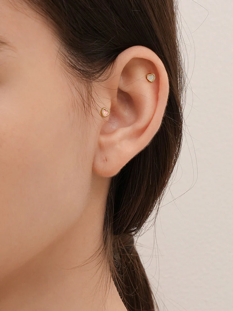 14K Solid Gold Bold Classic Antique Heart Cartilage Earring 20G - Image 4