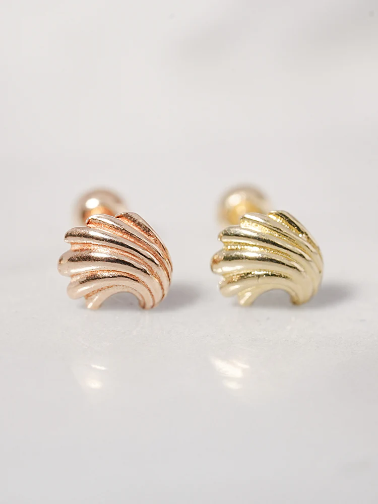 14K Solid Gold Bold Mini Shell Cartilage Earring 20G - Image 3
