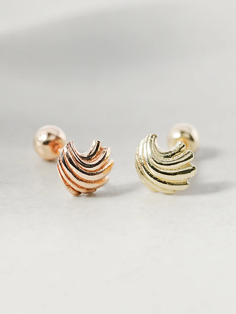 14K Solid Gold Bold Mini Shell Cartilage Earring 20G - Image 7