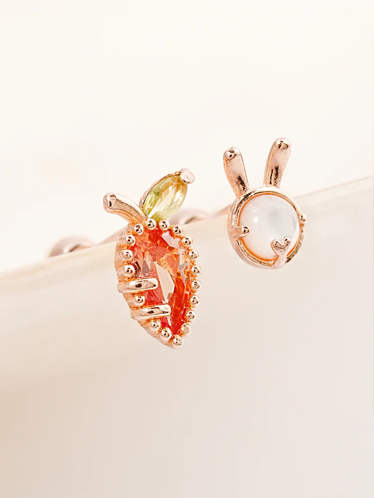 14K Solid Gold Bunny Bunny Carrot Rabbit Cartilage Earring 20G