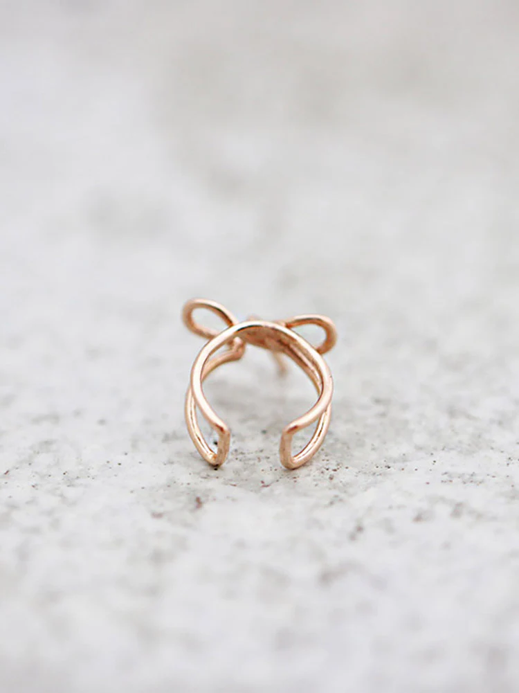 14K Gold ribbon ear cuff - Image 5