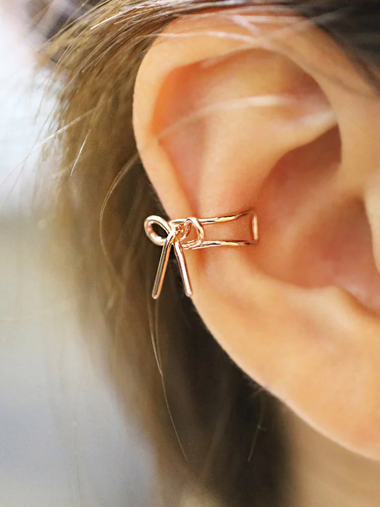 14K Gold ribbon ear cuff - Image 7