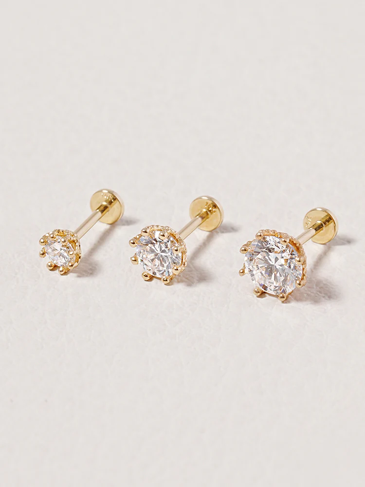 14K Solid Gold Lab Diamond Queen's Bloom Internally Threaded Labret Piercing 20G - Image 3