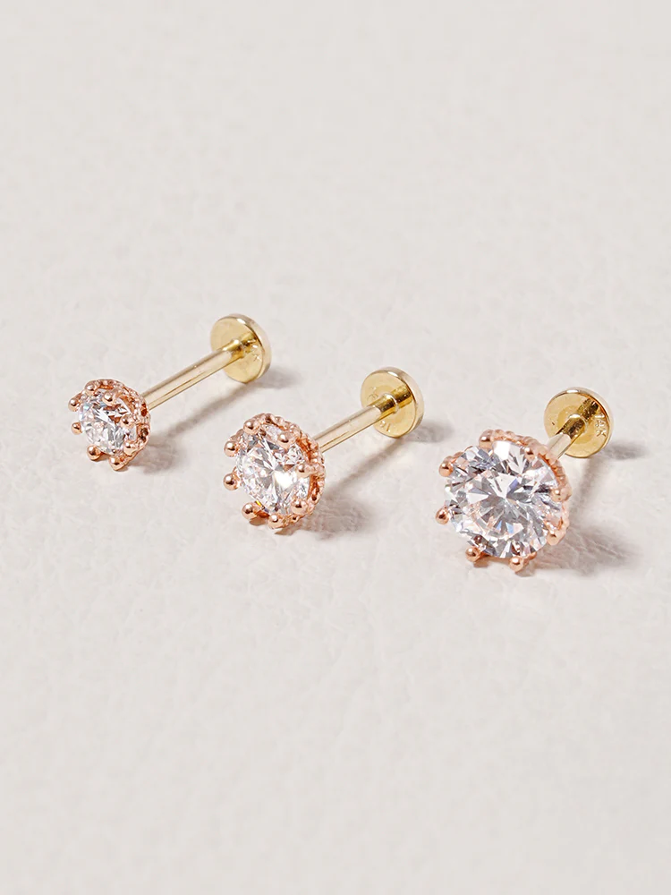 14K Solid Gold Lab Diamond Queen's Bloom Internally Threaded Labret Piercing 20G - Image 4