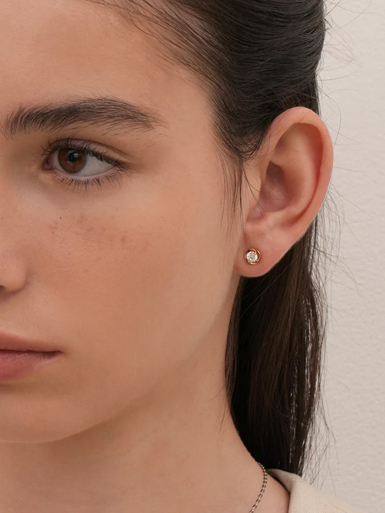 14K Solid Gold Lab Diamond Rose Internally Threaded Labret Piercing 20G - Image 17