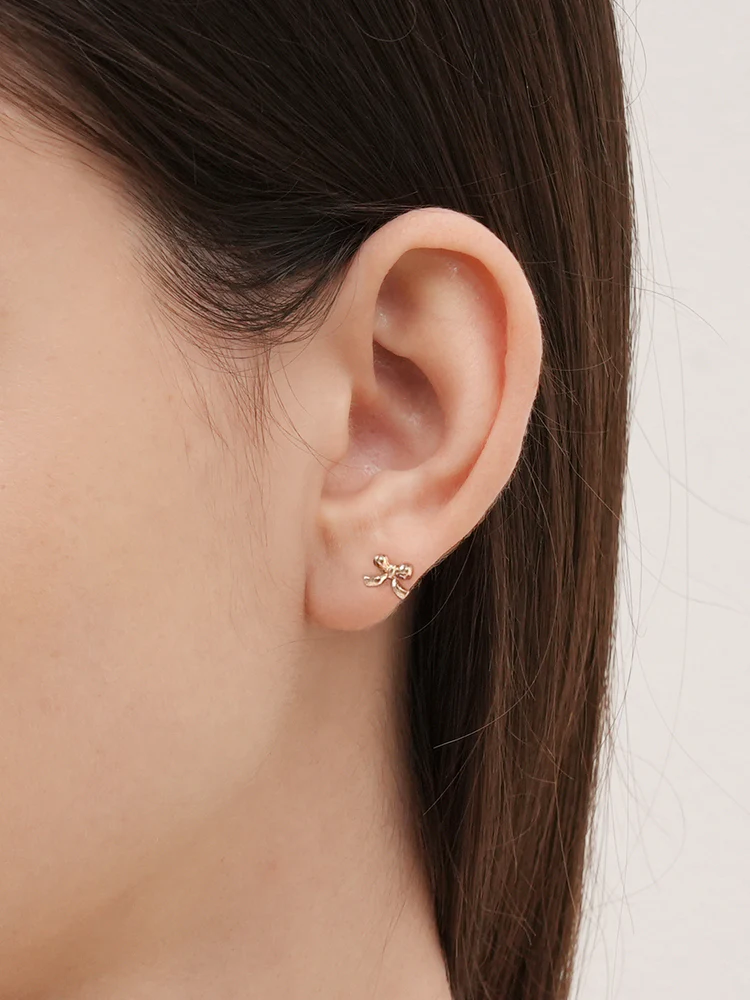 14K Solid Gold Ribbon Shape Cartilage Earring 18G16G - Image 2