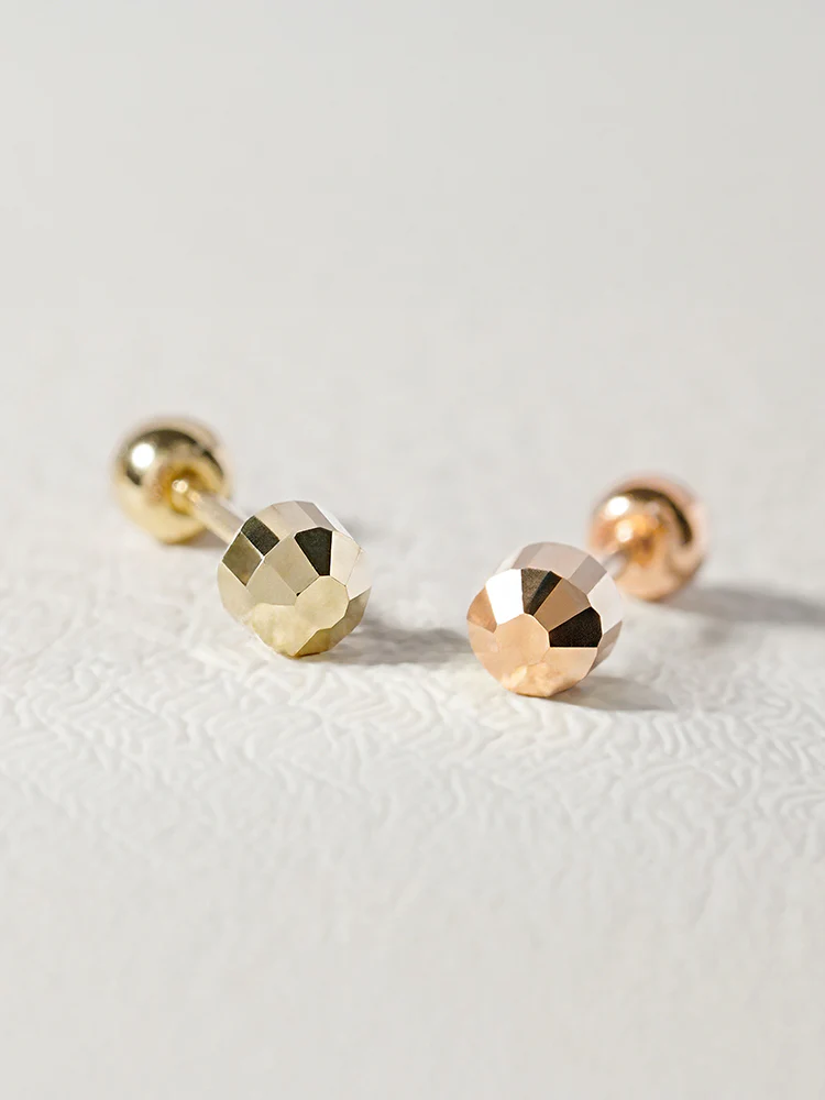 14K Solid Gold Shining Circular Cut Cartilage Earring 20G
