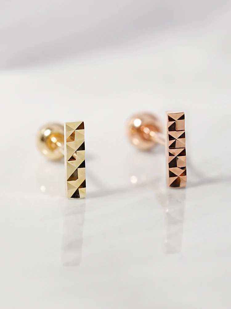 14K Solid Gold Shining Stick Bar Cartilage Earring 20G