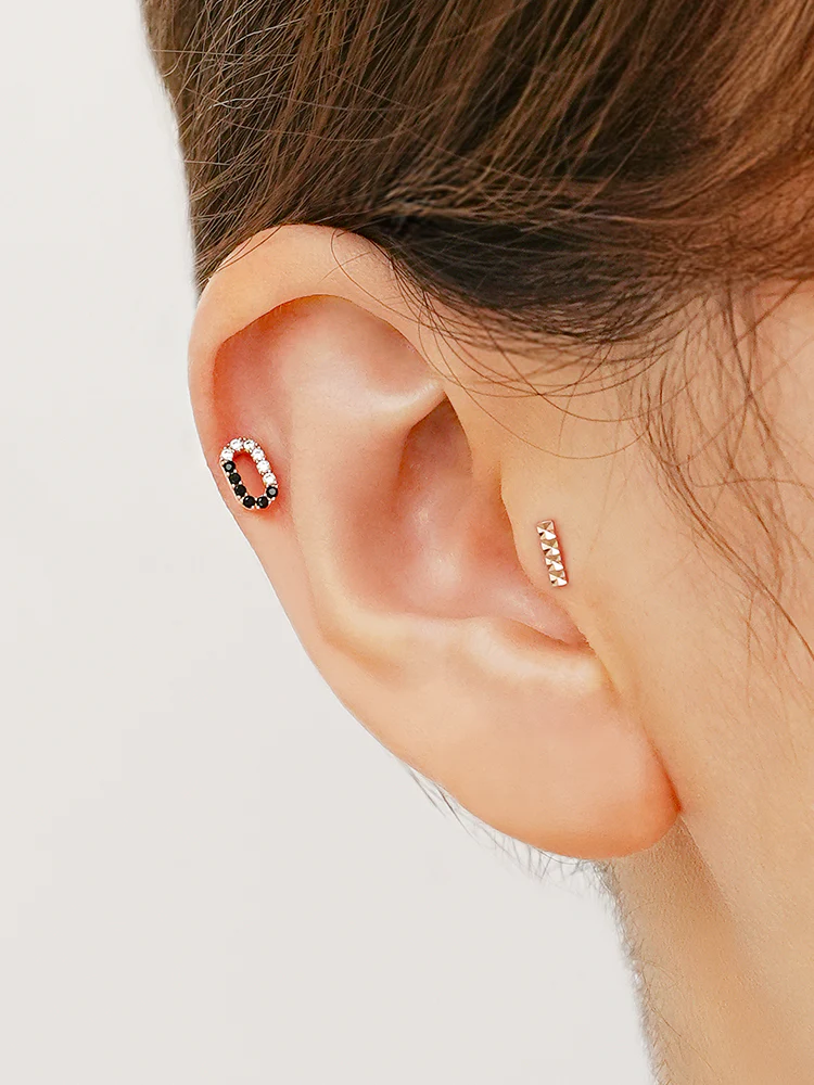 14K Solid Gold Shining Stick Bar Cartilage Earring 20G - Image 2