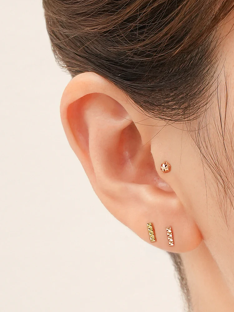 14K Solid Gold Shining Stick Bar Cartilage Earring 20G - Image 4