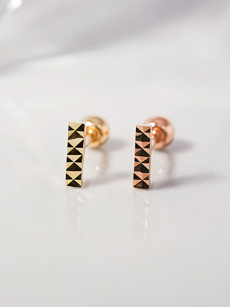 14K Solid Gold Shining Stick Bar Cartilage Earring 20G - Image 5