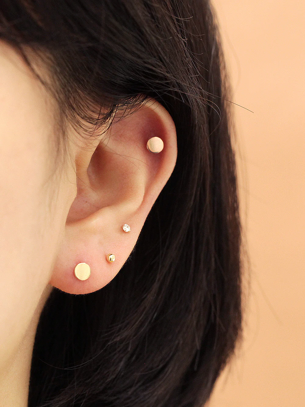 14K Gold Solid Round cartilage earring 20g - Image 2