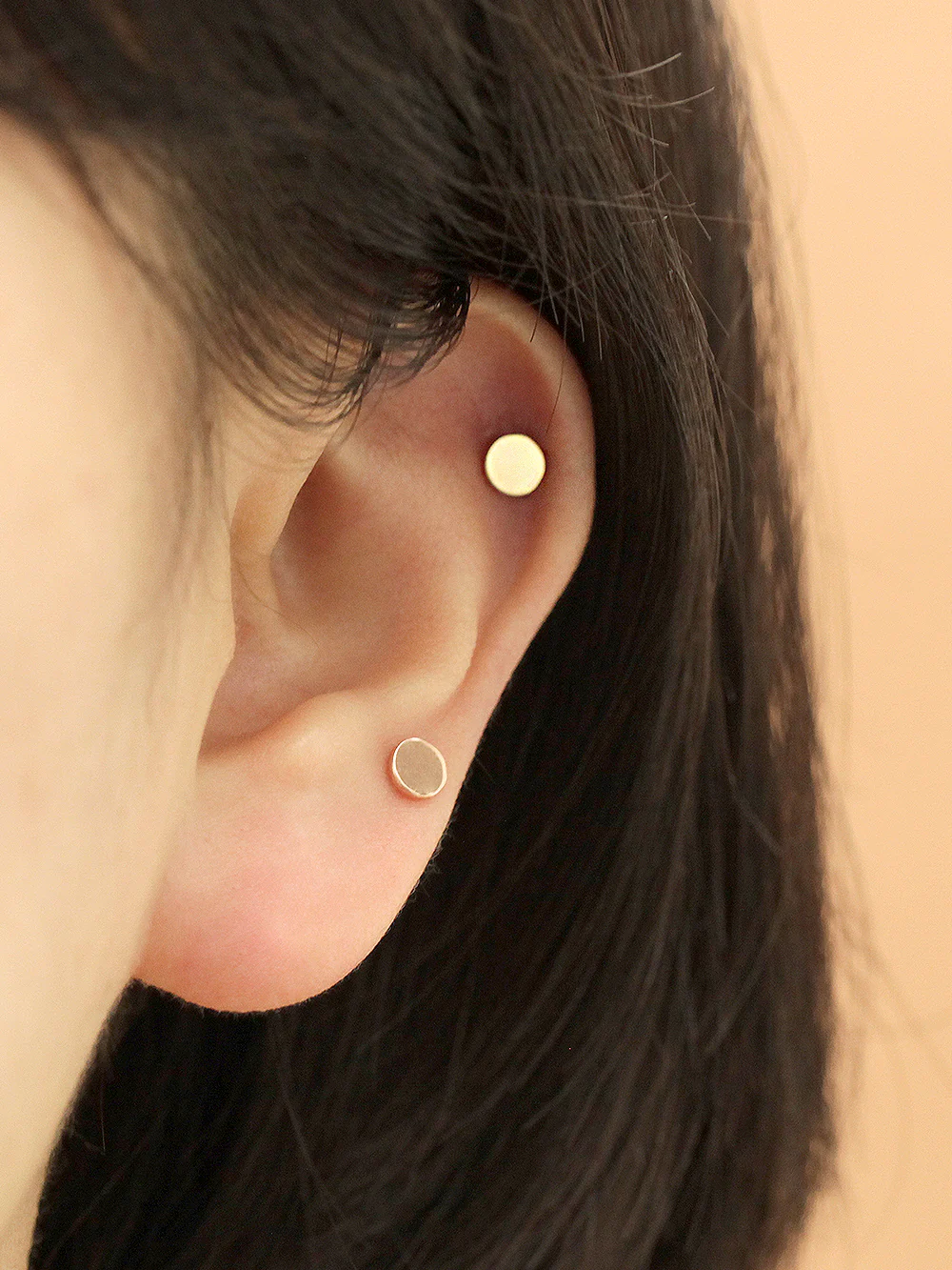 14K Gold Solid Round cartilage earring 20g - Image 3