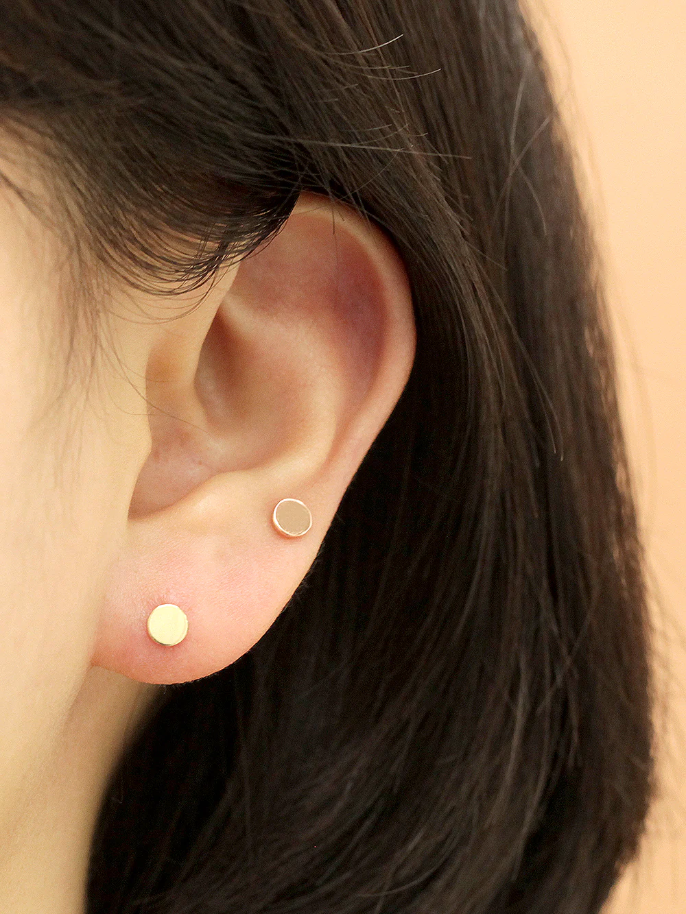 14K Gold Solid Round cartilage earring 20g - Image 4