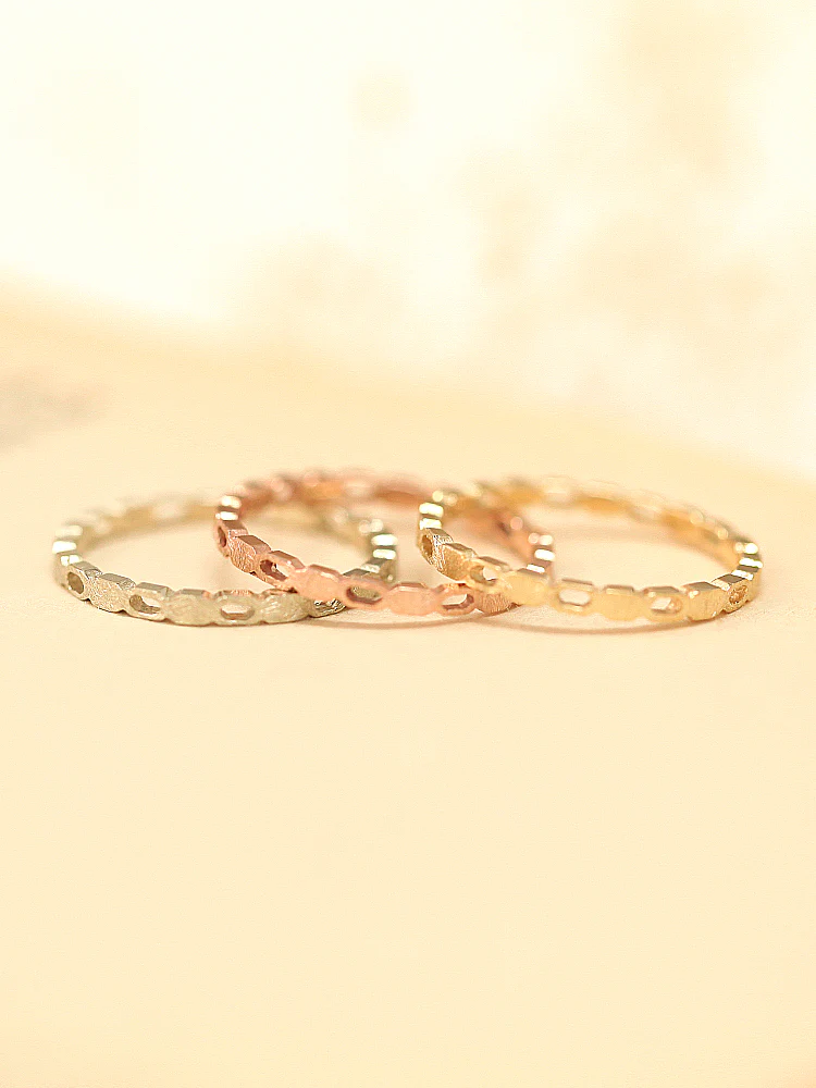 14K Gold Square Chain Ring - Image 4