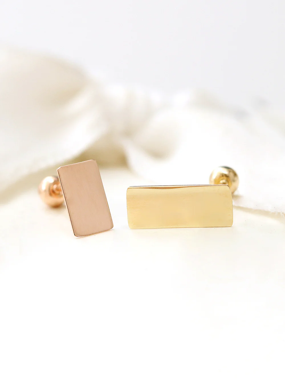 14K Gold Stick Cartilage Earring 20G - Image 2